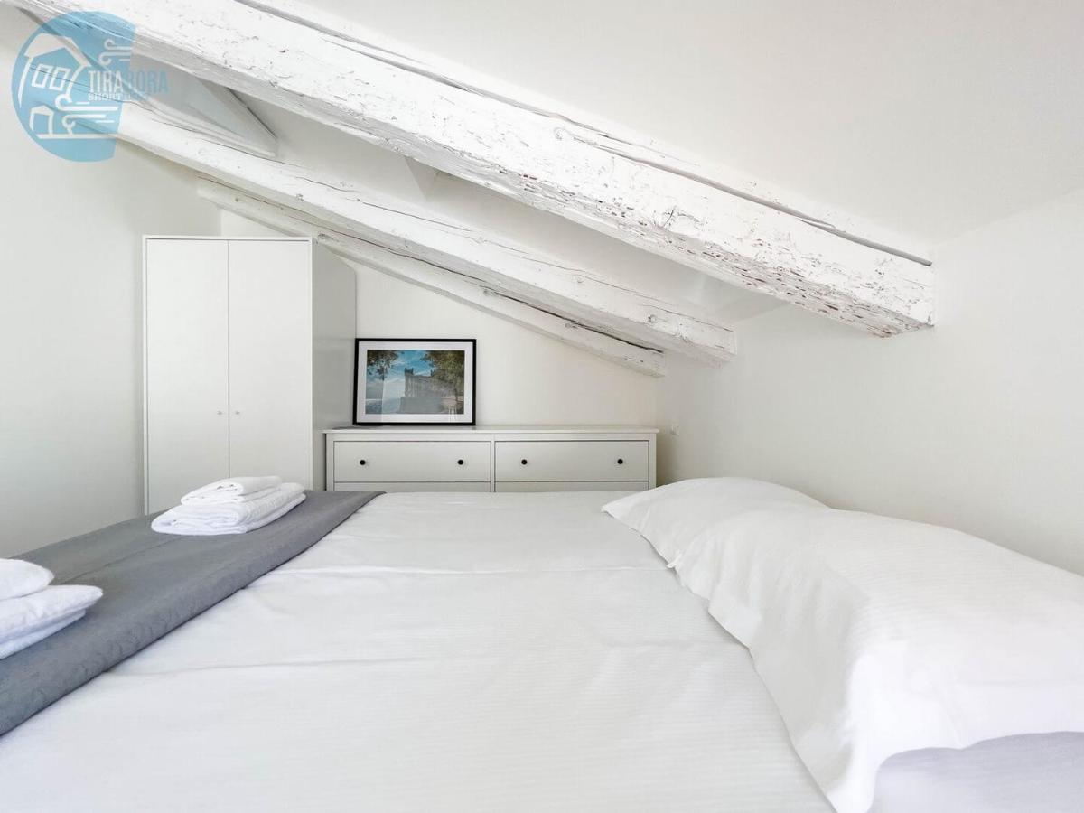 Corridoni 4C Tirabora Short Rent Apartment Triest Exterior foto
