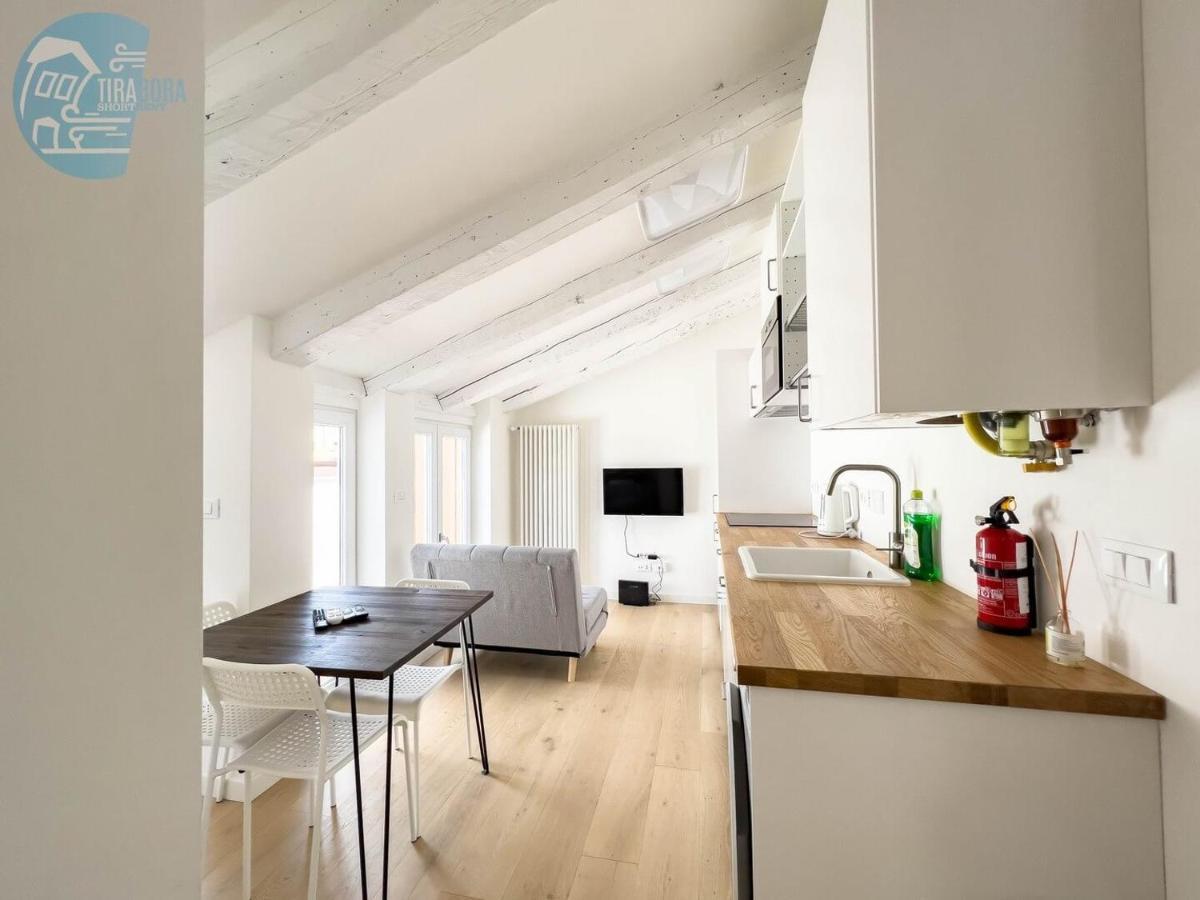 Corridoni 4C Tirabora Short Rent Apartment Triest Exterior foto