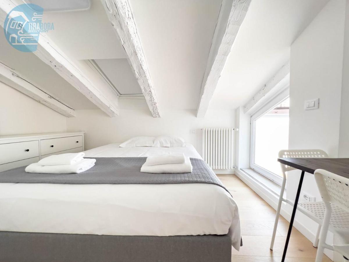 Corridoni 4C Tirabora Short Rent Apartment Triest Exterior foto