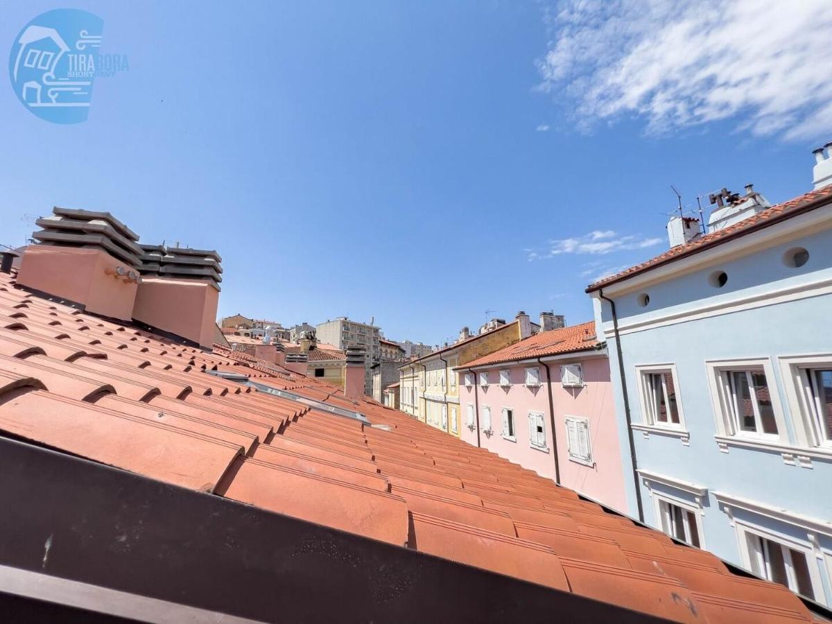 Corridoni 4C Tirabora Short Rent Apartment Triest Exterior foto