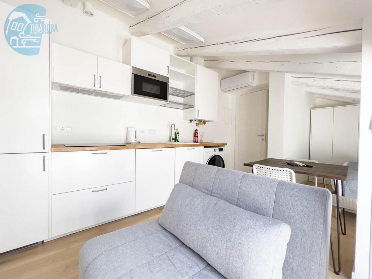 Corridoni 4C Tirabora Short Rent Apartment Triest Exterior foto