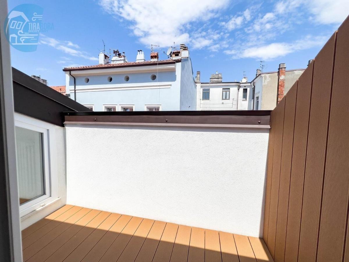 Corridoni 4C Tirabora Short Rent Apartment Triest Exterior foto